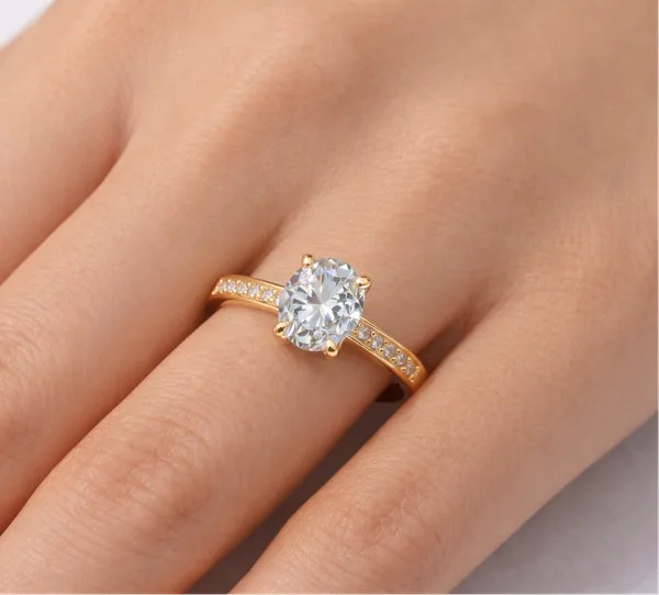 Gold_Aurelia_Solitaire_Ring_For_Women